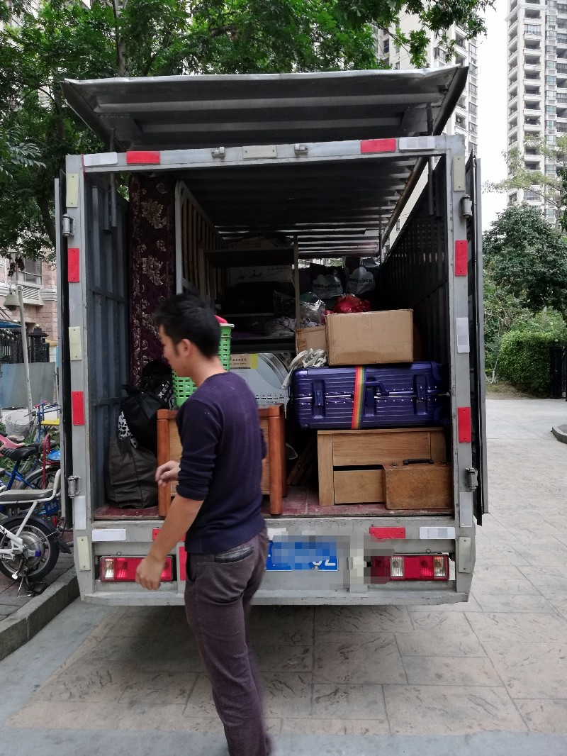 凤岗专业搬家服务 长短途、同城拉货，一站式解决您的搬迁需求